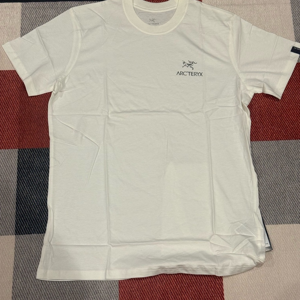 Arc'teryx Men's Classic White Tee